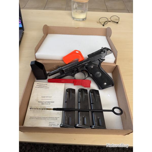 PA.MAS G1S 9mm