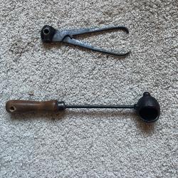 Ancien moule à balle française 18 mm + louche