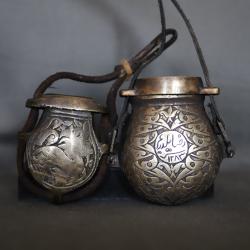 Deux boîtes à balles pour fusil ou pistolet - Monde Mulsulman, daté 1866/67