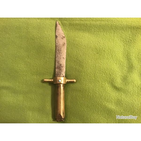 POIGNARD DE COMBAT WW2. fabrication artisanale. Ou  Art de tranches