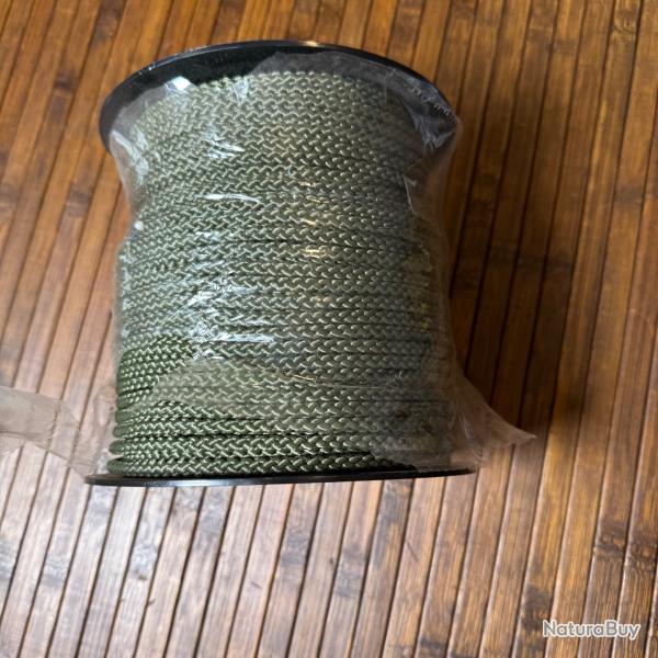 BOBINE DE CORDE VERTE IMPUTRESCIBLE RSISTANTE DIAMTRE 4 mm SUR 150 ou  200 MTRE