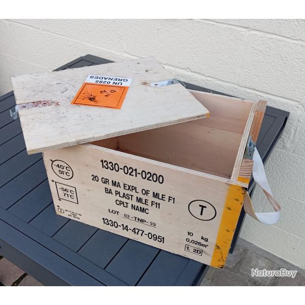 Caisse pour grenades en bois vide