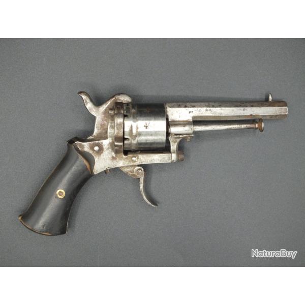 Revolver type Lefaucheux cal.7mm  broches fabrication belge A REPARER