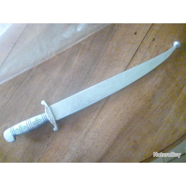 Dague , couteau du Bnin 2 , manche et fourreau en aluminium , lame en acier