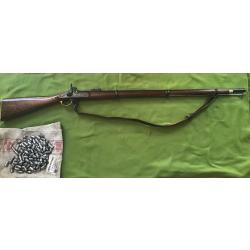 MAGNIFIQUE CARABINE ENFIELD model 1853 cal 58  RÉPLIQUE PLUS OGIVES ET BRETELLE