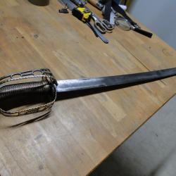 sabre à garde tournante époque revolution