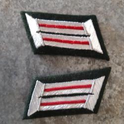 PAIRE DE PATTES DE COL D OFFICIER WH ARTILLERIE.MODELE 1943