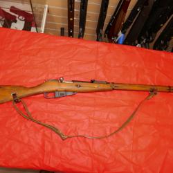 MOSIN NAGANT 1891/30 en 7.62x54R  daté 1942 avec sa bretelle