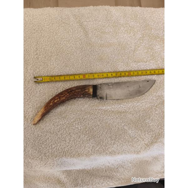 Couteau artisanal bois de cerf