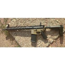 M4 Strike industries AEG