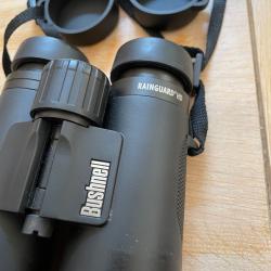 Jumelles Bushnell 10x42