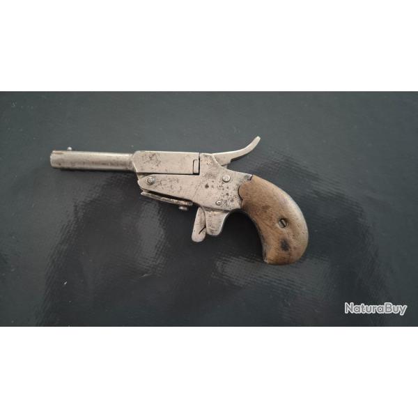 Petit pistolet 22 short