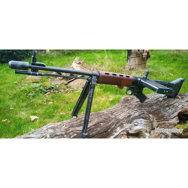 replique de  fg42 type 1 semi manoeuvrable avec marquages