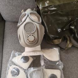 MASQUE À GAZ EX ALLEMAGNE DE L EST MODELE M-10
