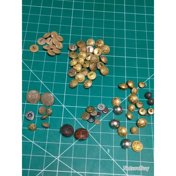 LOT DE 75 BOUTONS FRANCE, USA, ANGLETERRE