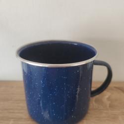 TASSE METAL BLEUE ,680 ML,TYPE WESTERN