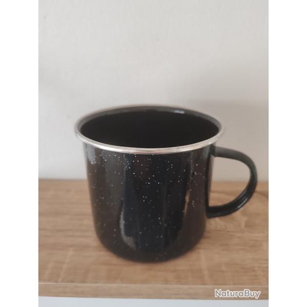 TASSE METAL NOiRE ,680 ML,TYPE WESTERN
