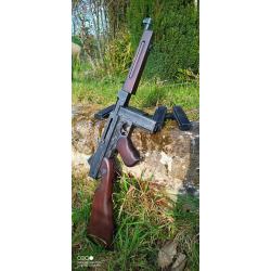 replique de la thompson m1 manoeuvrable avec marquages