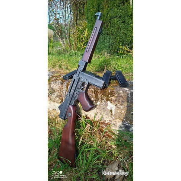 replique de la thompson m1 manoeuvrable avec marquages