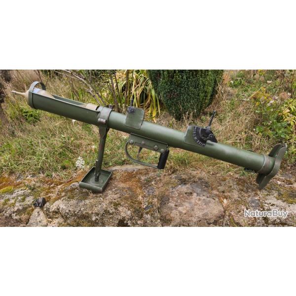 replique du mortier de PIAT avec marquages, manoeuvrable