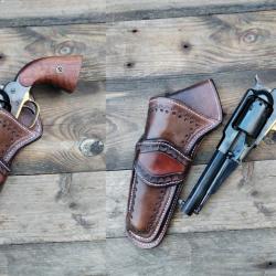 Etuis révolver pour "Cowboy mounted shooting"