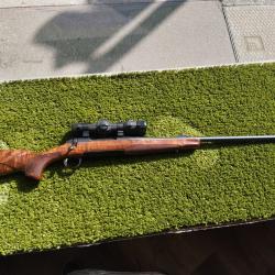 Carabine à verrou BROWNING X-BOLT crosse bois grade luxe calibre 300 winmag + aimpoint H34L
