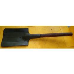 OUTIL PELLE MILITAIRE COULEUR KAKI, ARMEE FRANCAISE  A CONFIRMER  , LONGUEUR DU MANCHE ET DE LA PELL