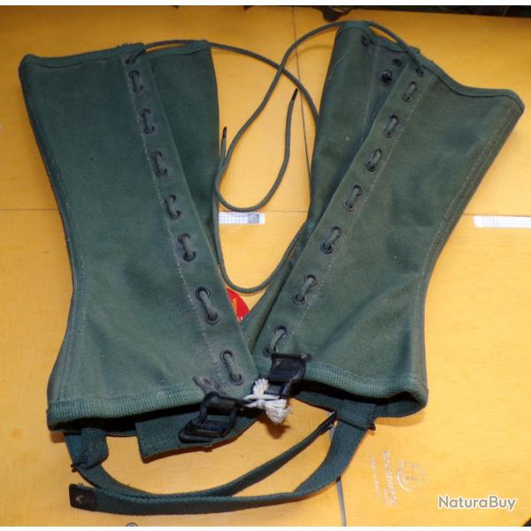 PAIRE DE GUETRES  DE L'ARMEE ANGLAISE DE 1945 WWII , COULEUR KAKI TAILLE 1  , BON ETAT VOIR PHOTOS .