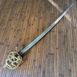 RARISSIME SABRE D'OFFICIER D'ARTILLERIE DE LA GARDE IMPÉRIALE MANUFACTURE DE KLINGENTHAL