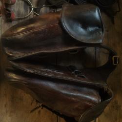 Fonte en cuir