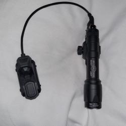 Lampe tactique avec support