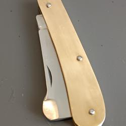 ANCIEN COUTEAU DE MÉTIER, THIERS manche laiton.