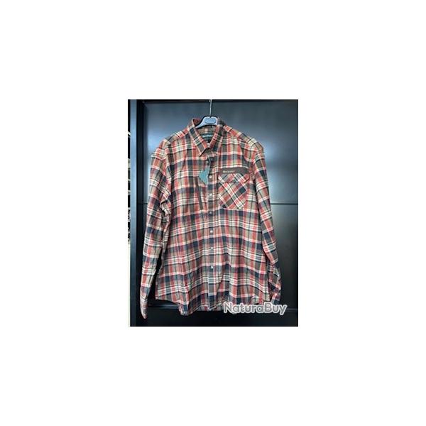 CHEMISE DEERHUNTER 45/46 A CARREAUX ROUGE TAILLE 45/46 AVEC UN BOUTON DEFFECTUEUX