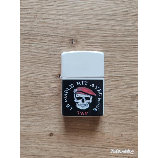 BRIQUET METAL   "LE DIABLE RIT AVEC NOUS"