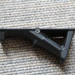 Poignée MAGPUL AFG 2