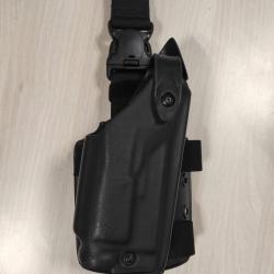 Plaque de cuisse avec holster Safari land pour Glock 17 avec lampe