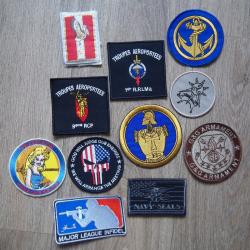 lot écussons militaire insignes collection armée