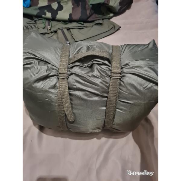 Sac de couchage militaire TTA           Arme franaise .