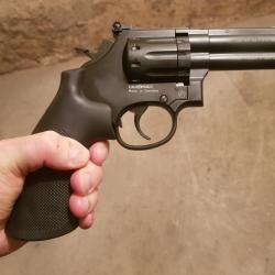 UMAREX - Revolver SMITH & WESSON 586 Noir - Canon 4" - Cal.4,5mm (CO2)