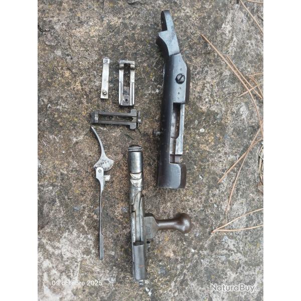Pices de chassepot 1866/74 M.80 culasse, bote de culasse, dtente.etc...