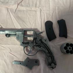 REVOLVER CHAMELOT DELVIGNE MODELE 1873