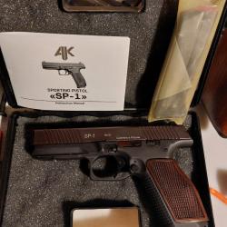 izhmash SP1 9X19 très rare en France pistolet kalashnikov