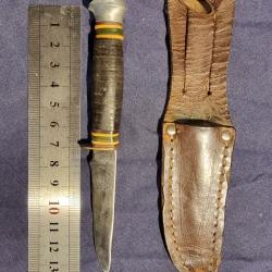 Mini couteau allemand type poignard scout, marquage effacé sauf un W avec fourreau cuir