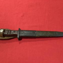 Couteau de combat