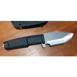 Couteau tactique très robuste type Extrema Ratio, lame tanto