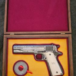 objet de collection / pièce d'exposition  Colt 1911