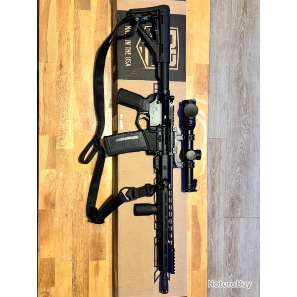 Carabine diamondback DB15 en 5,56 avec LPVO Hawke Frontier et accessoires