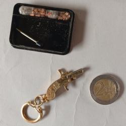 pistolet miniature français « berloque » De la taille d'un porte-clés, fonctionel
