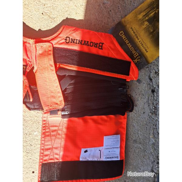 Vends gilets  protection chien chasse browning et canihunt