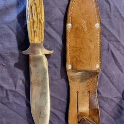 Couteau poignard de chasse ou de vénerie lame Les Deux Diables - Forgé avec étui cuir